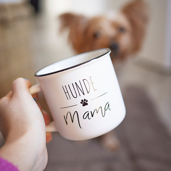 Becher für Hundeliebhaber  mit Schriftzug Hunde Mama